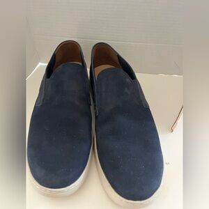 Pre-Owned UGG Men's Navy Blue Suede Slip-On Casual Sneakers- Size 13